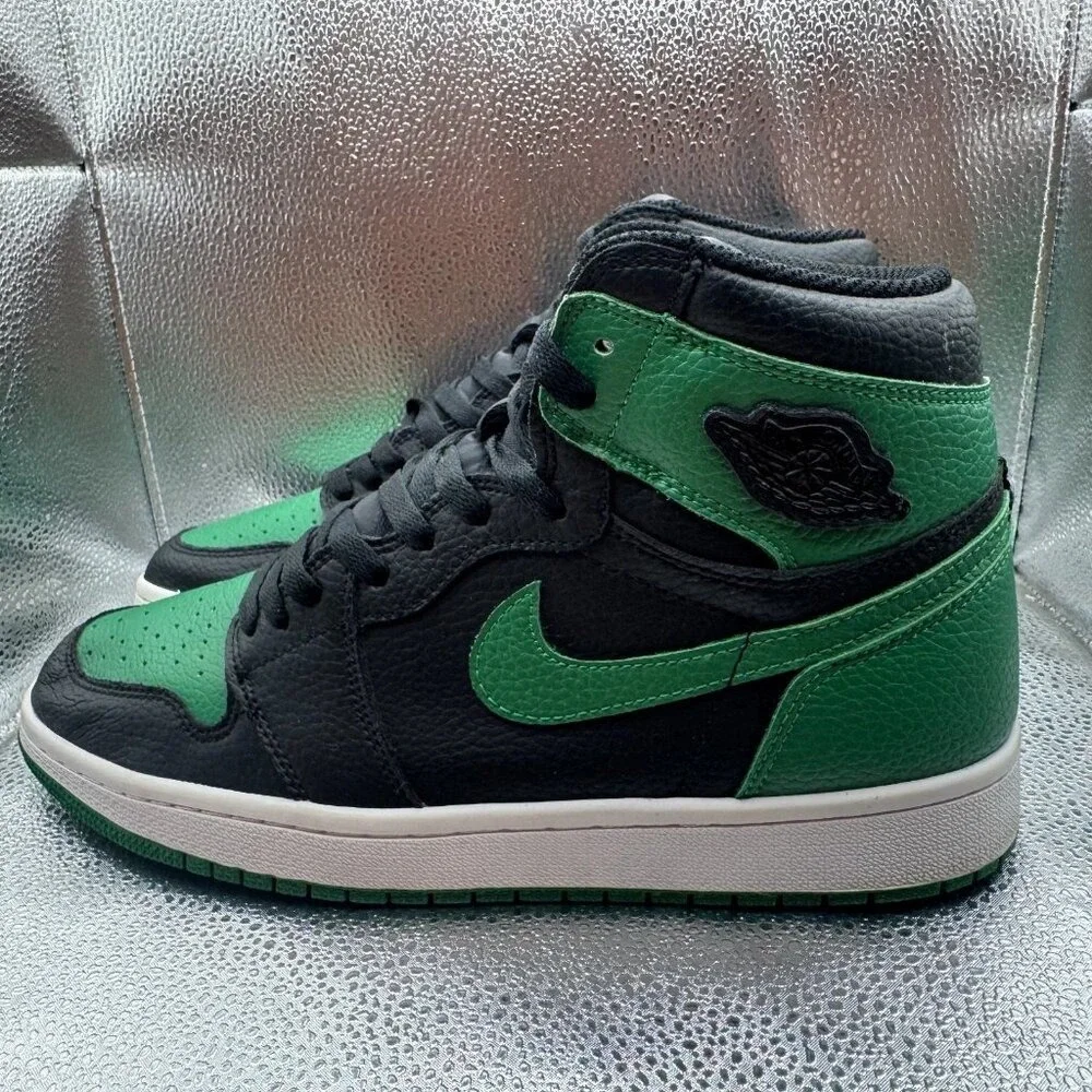 Size 10 Air Jordan 1 Retro OG High Pine Green 2.0 Mens Sneaker Shoe 555088-030